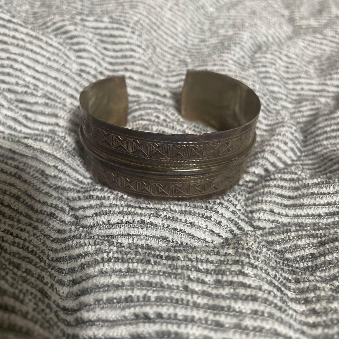 ナバホ　バングル　シルバー
