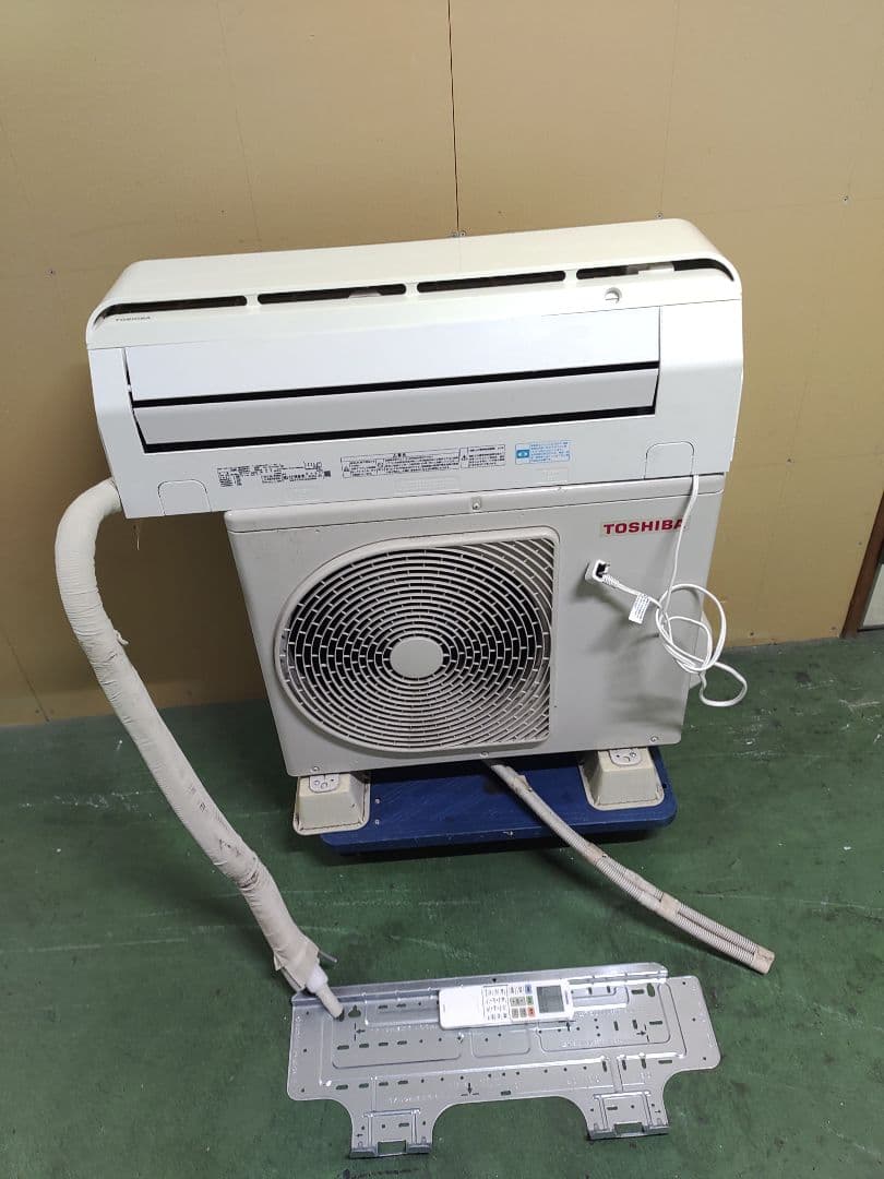 TOSHIBA 東芝 2019年 2.2kw 6畳用 ルームエアコン