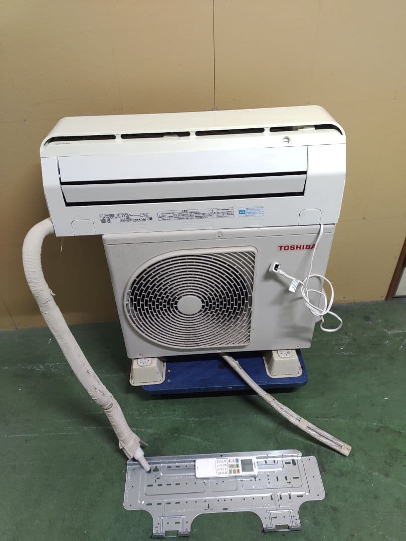 TOSHIBA 東芝 2019年 2.2kw 6畳用 ルームエアコン