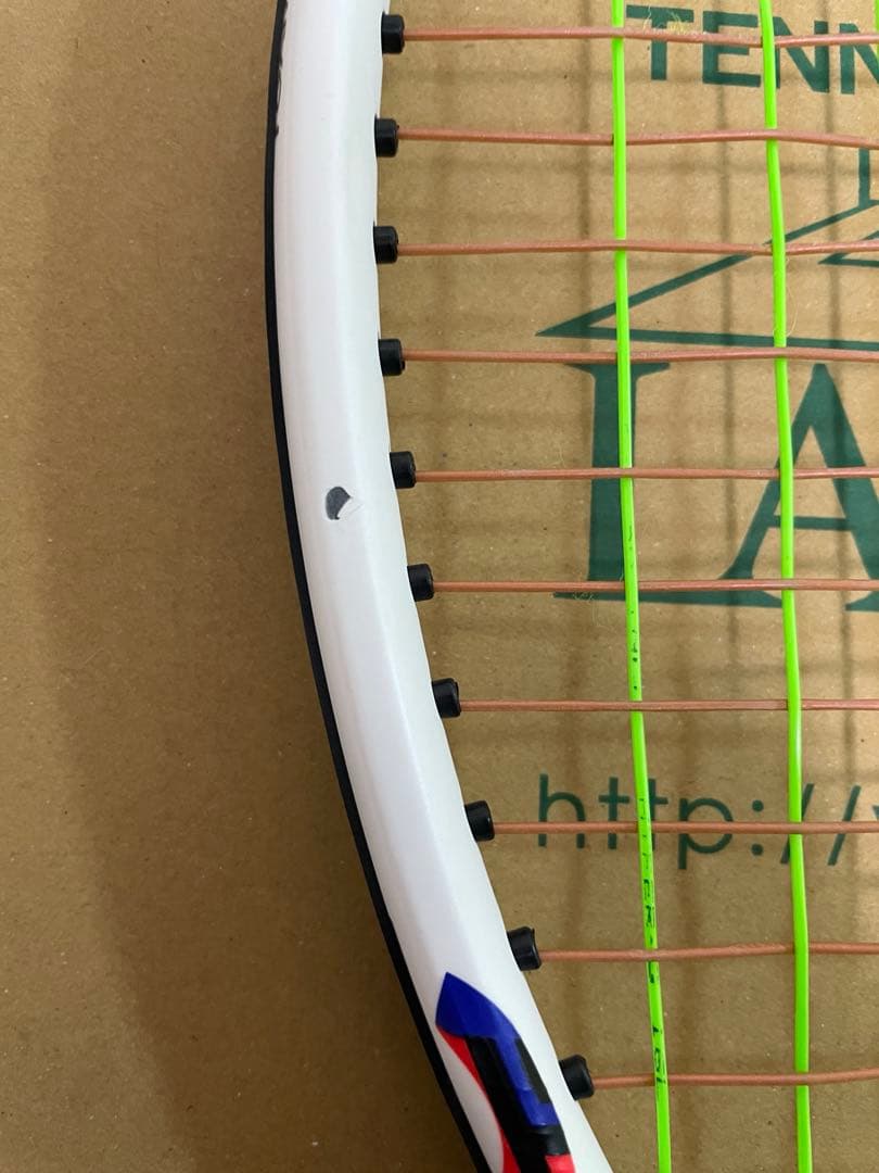 テクニファイバー　TF40 305 16×19 グリップ2