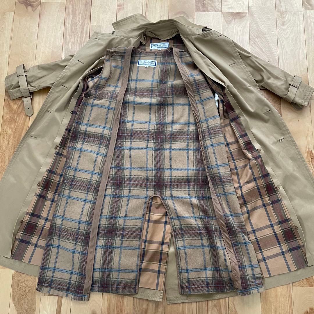 イヴサンローラン　トレンチコート　インナーライナーとベルト付　金ボタン