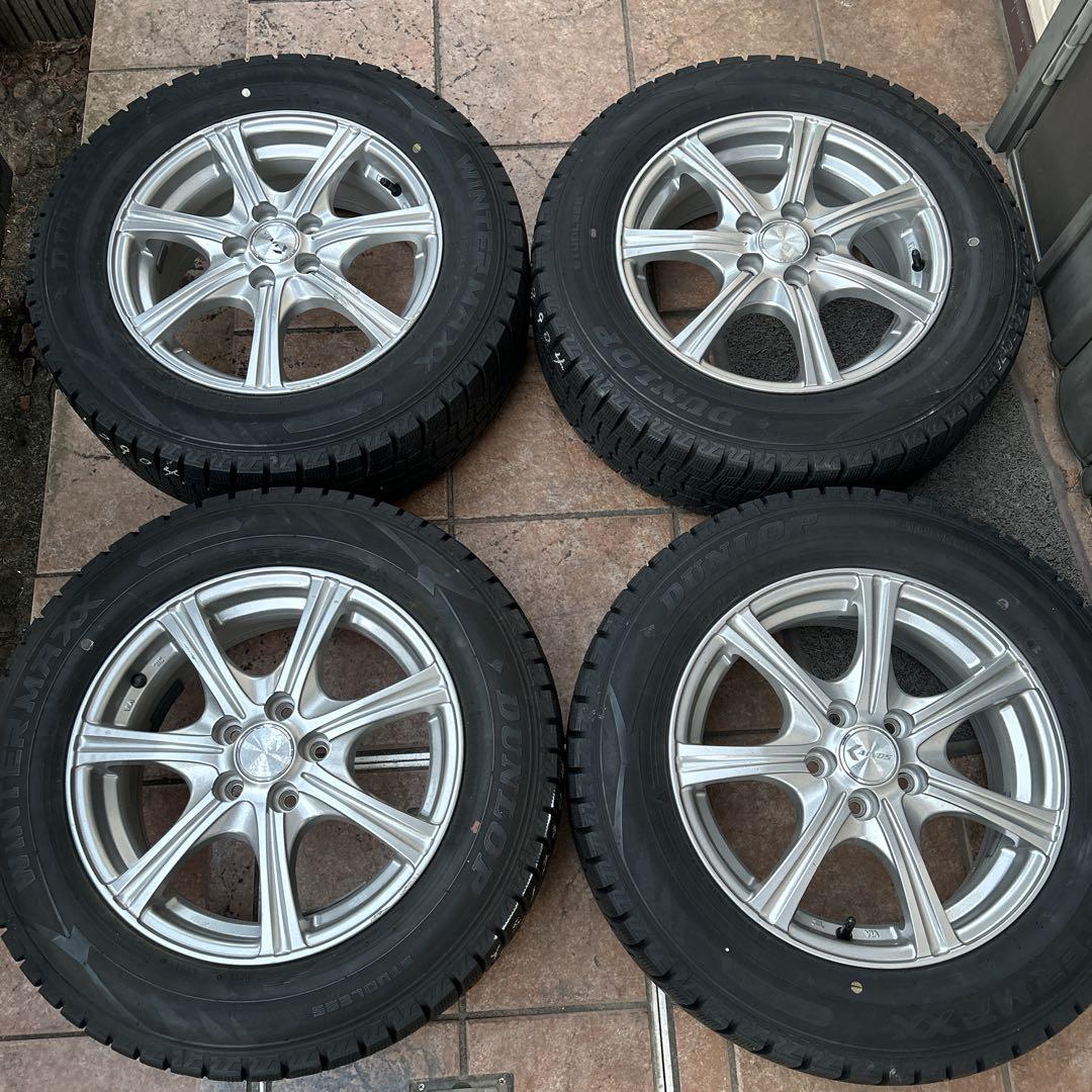 プリウス30系スタッドレスタイヤ ホイールセット