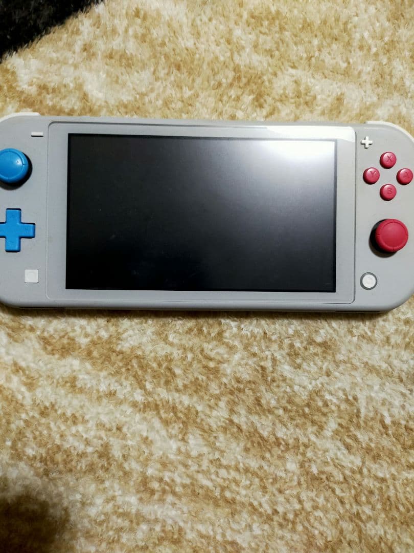 Nintendo Switch Lite ポケモン限定デザイン