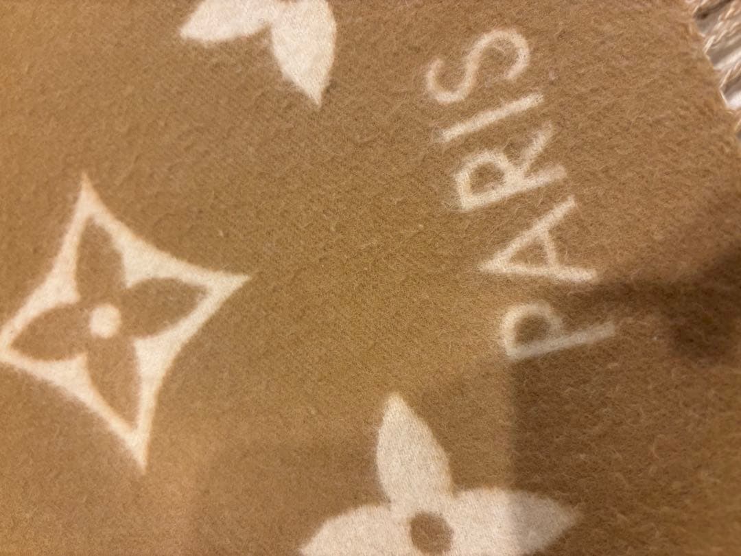 LOUIS VUITTON ルイヴィトン　マフラー レイキャビック　ベージュ