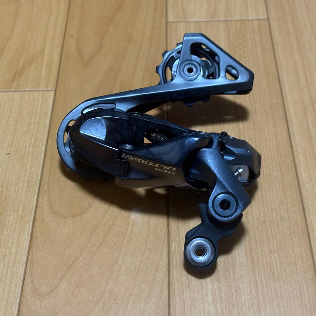 シマノ RD-R8050 電動リアディレイラー 11s