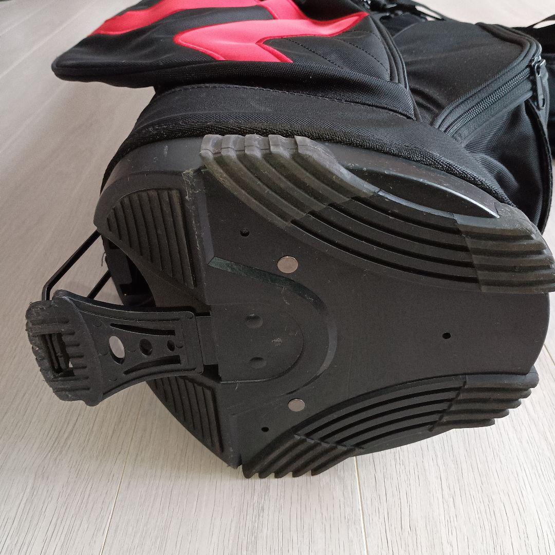 J.LINDEBERG スタンド付きキャディバッグ