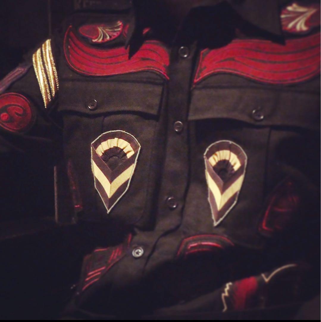 ドリスヴァンノッテン2016AW ミリタリースタイル刺繍入り長袖シャツ