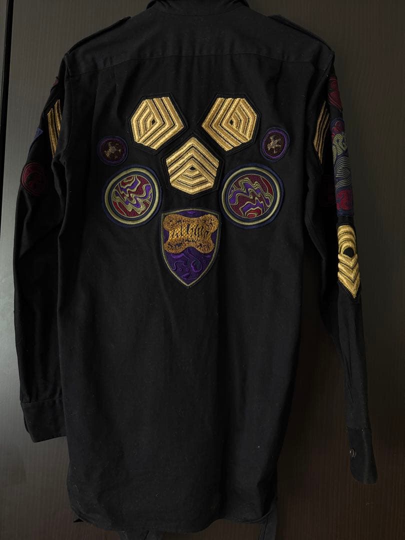 ドリスヴァンノッテン2016AW ミリタリースタイル刺繍入り長袖シャツ