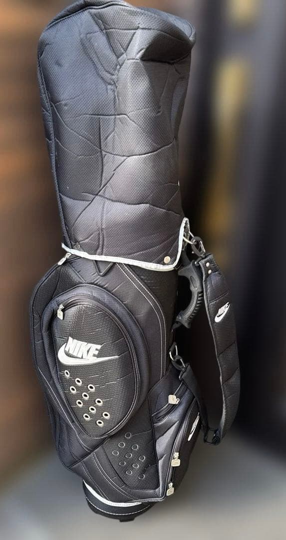 良品！Nike スタイリッシュキャディバッグ ブラック