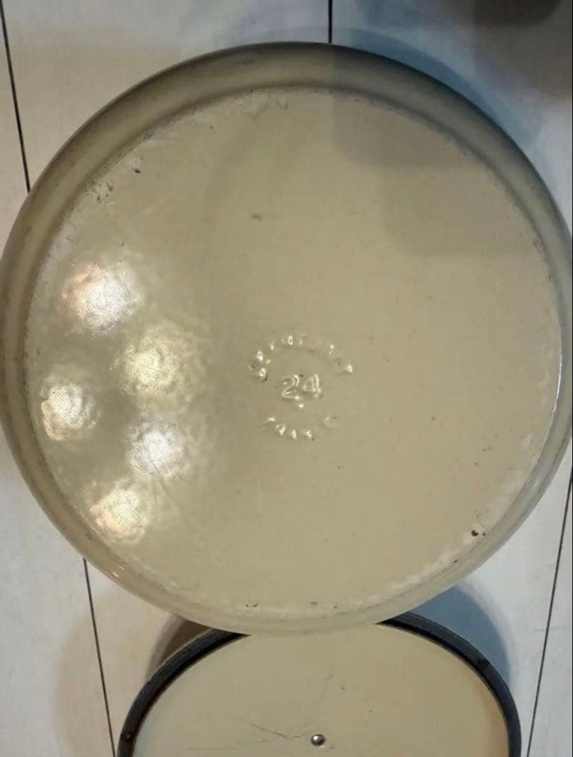 ル・クルーゼ　ココットロンド　サイズ24