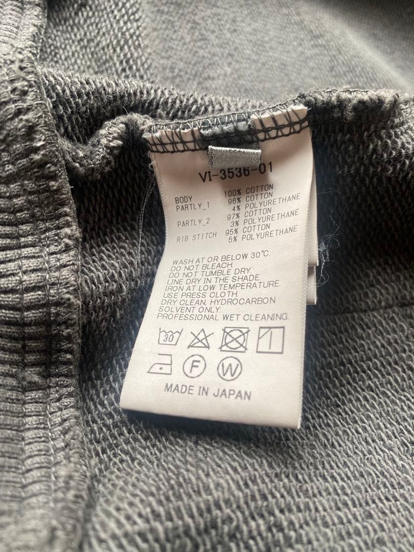 ザ　ヴィリディアン ダークグレー ジップアップジャケット