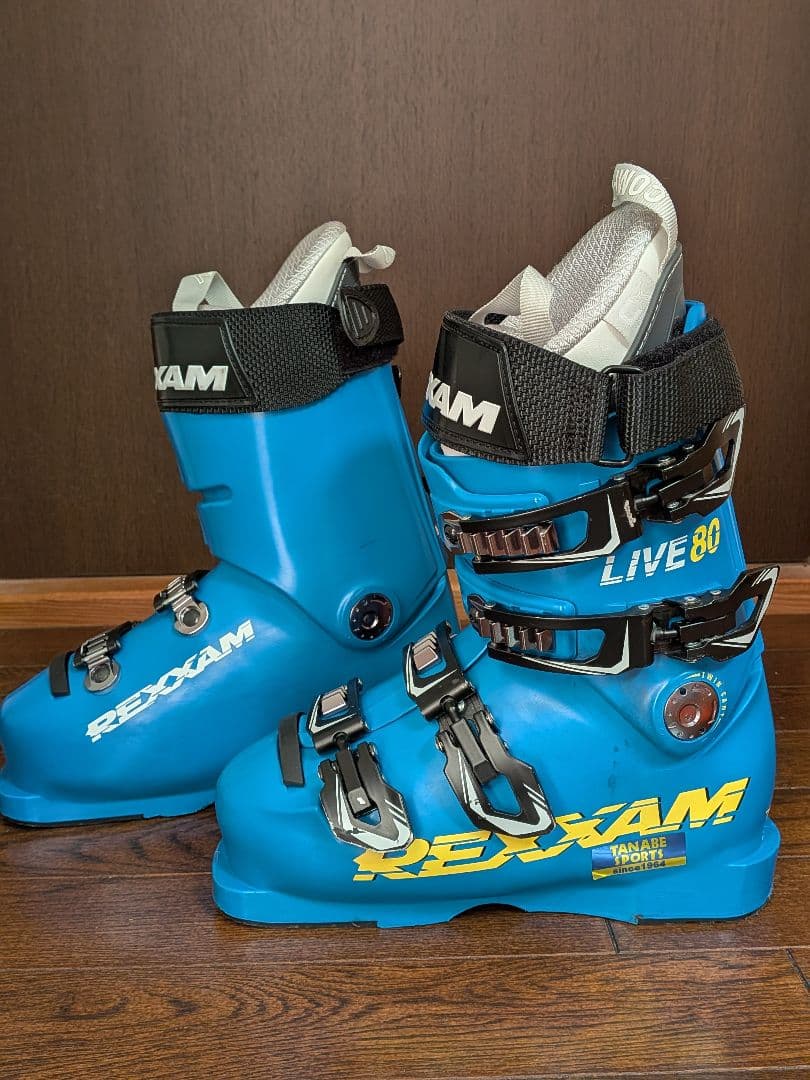 レグザム　ジュニアレーシングスキーブーツ　23cm