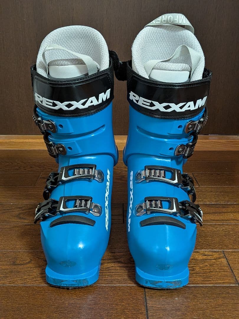 レグザム　ジュニアレーシングスキーブーツ　23cm