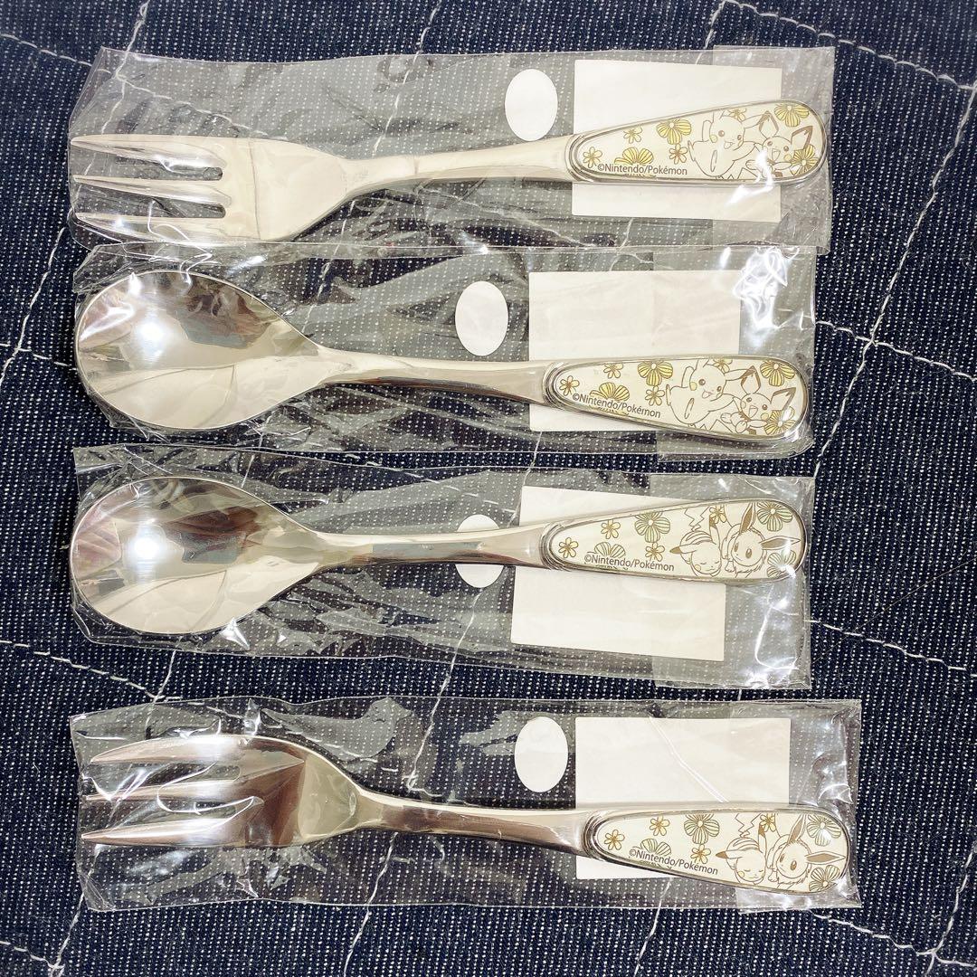 【新品未使用】ポケモンセンター限定 食器セット