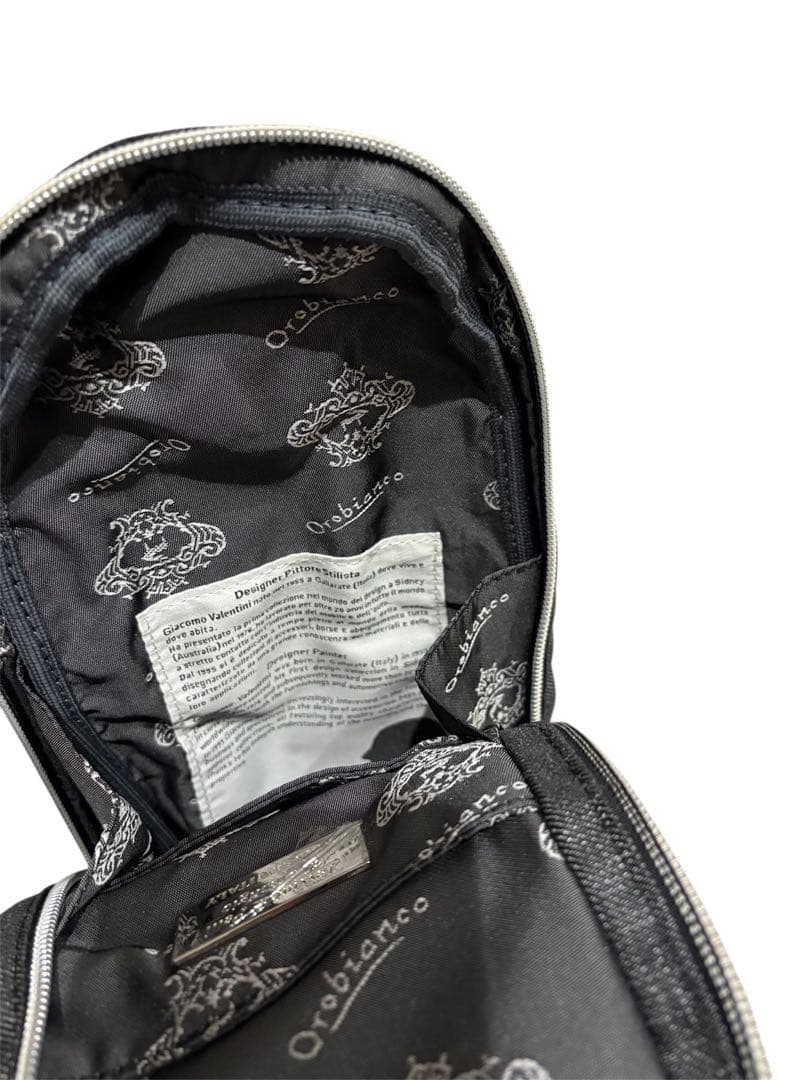 新品　限定完売品　Orobianco オロビアンコ ボディバッグ ショルダー 黒
