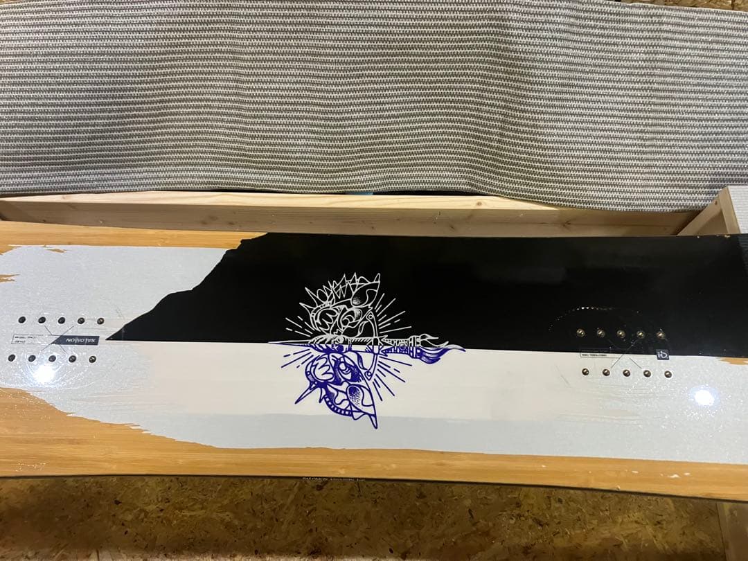 スノーボード SALOMON ASSASSIN 156 22-23