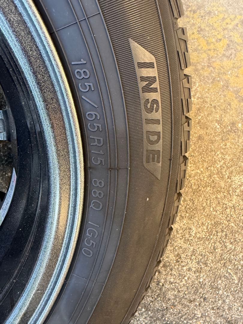 185/65R15 スタッドレス　４穴　PCD100
