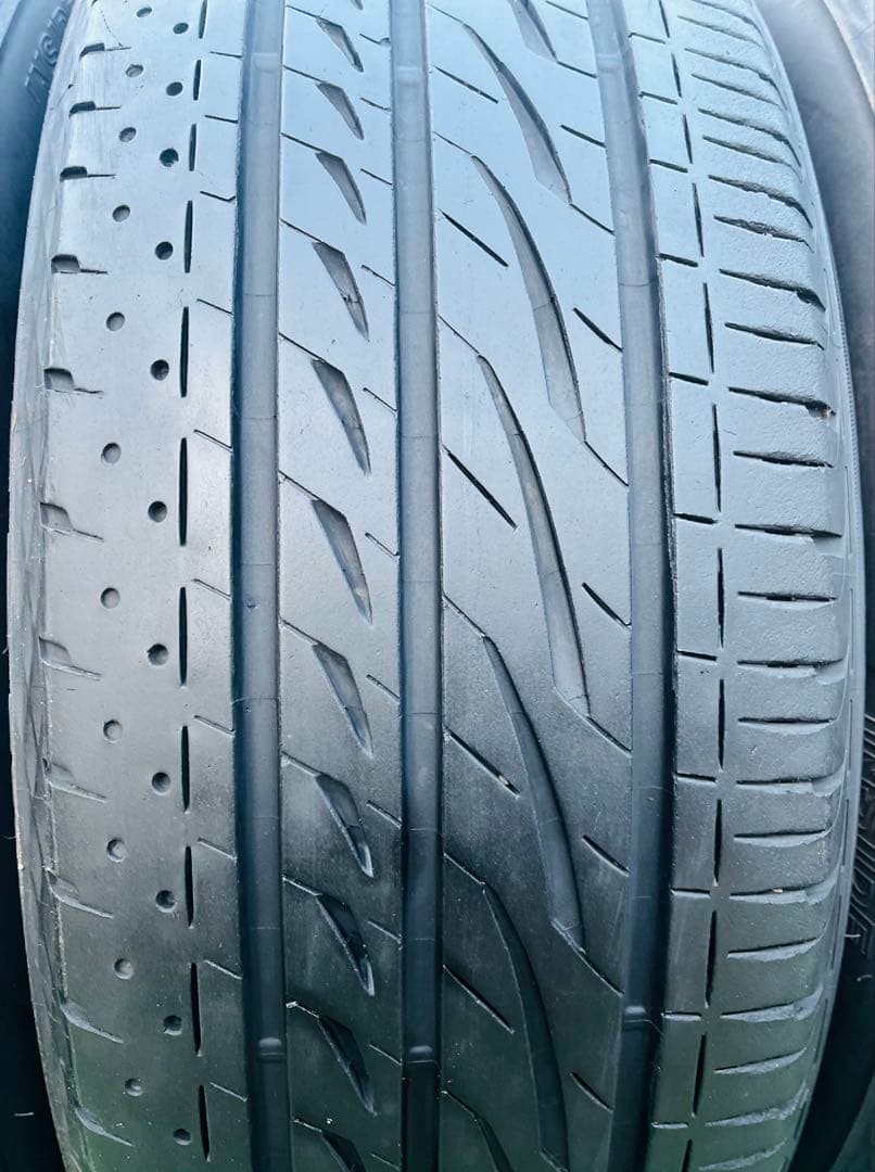 215/60 R17、BRIDGESTONE REGNO GRVII、2023年