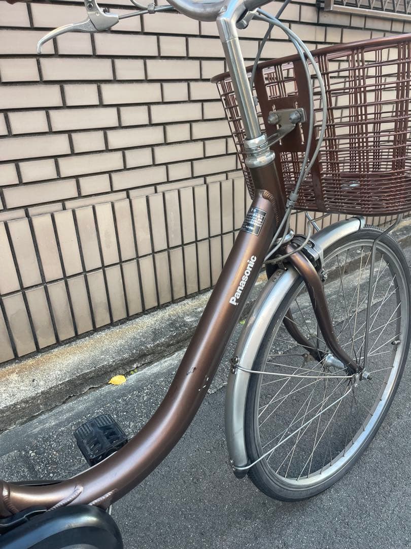 ブラウン 電動アシスト自転車 前バスケット付き