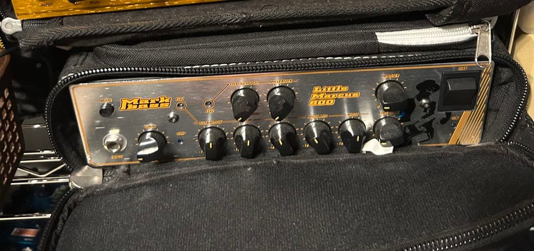 Markbass Little Mark 800 ベースアンプ