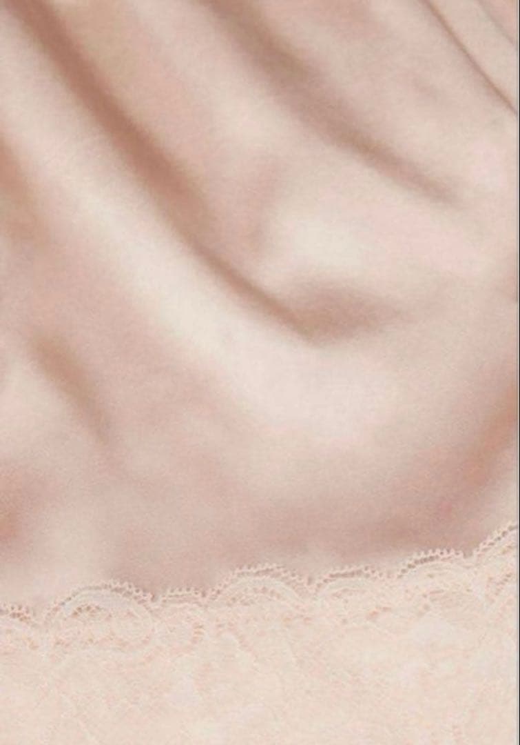 【完売品 Sサイズ相当】シルクキャミ＆パンツXS intimissimi