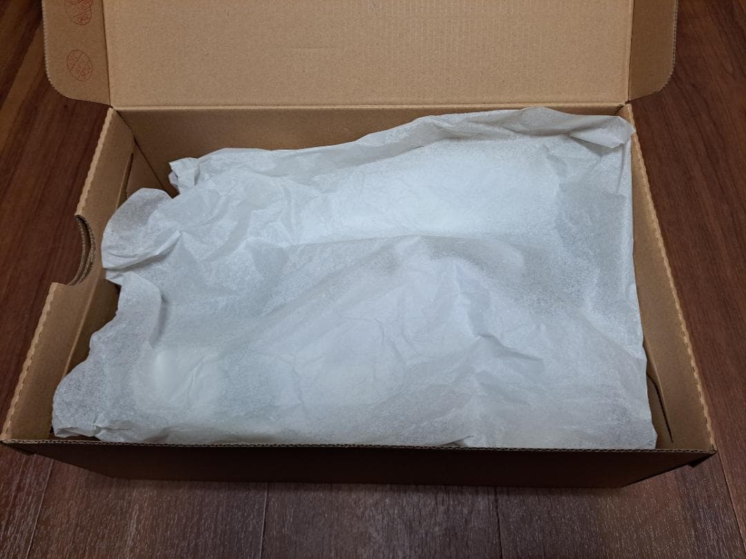 新品ミズノ野球金具スパイク　白　28㎝　マジックテープ式　右足ピ革付