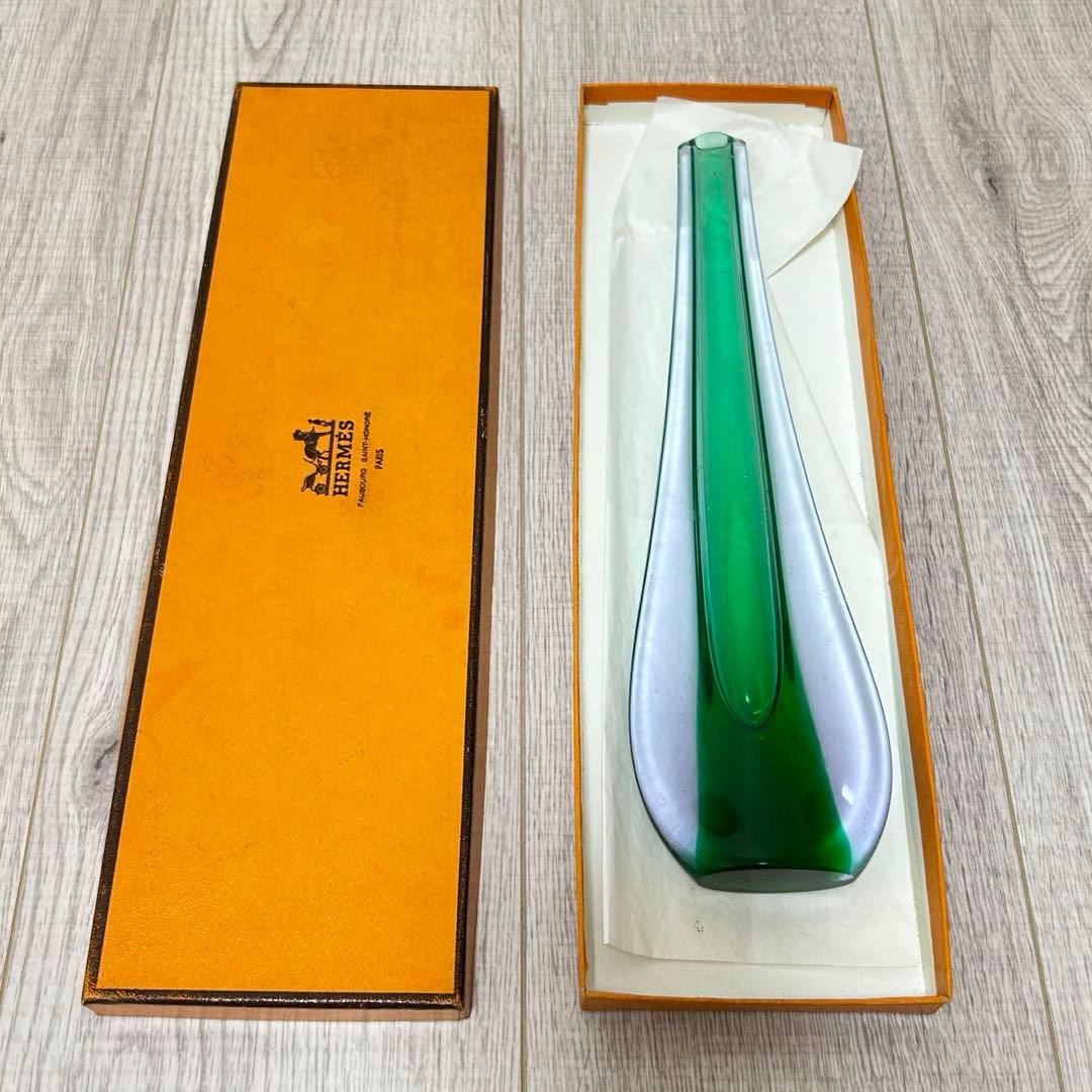 花器　フラワーベース　一輪挿し　ガラス　グリーン　箱付き