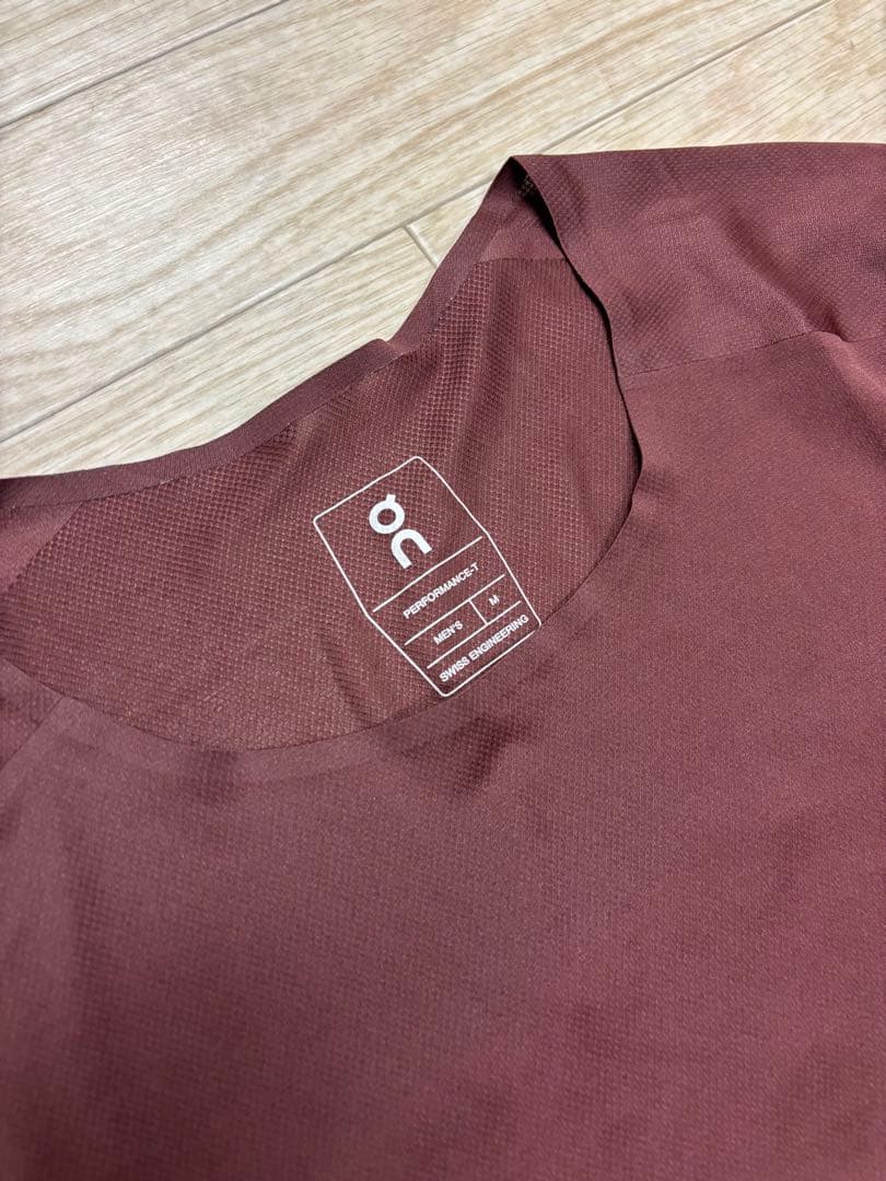 【激アツ】On ランニング 超軽量 Tシャツ