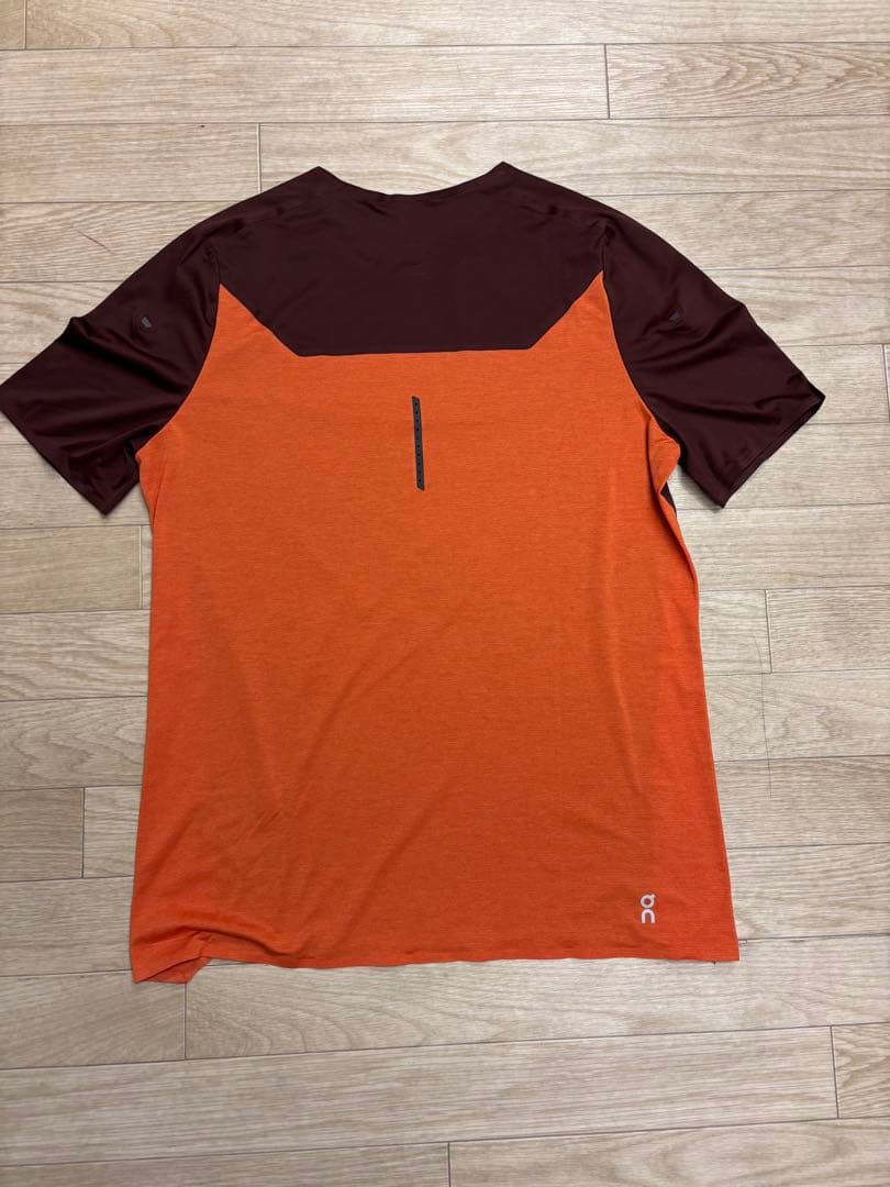 【激アツ】On ランニング 超軽量 Tシャツ