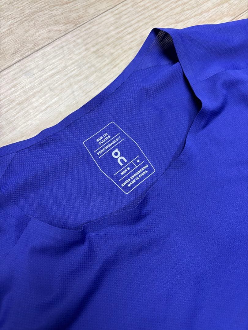 【激アツ】On ランニング 超軽量 Tシャツ