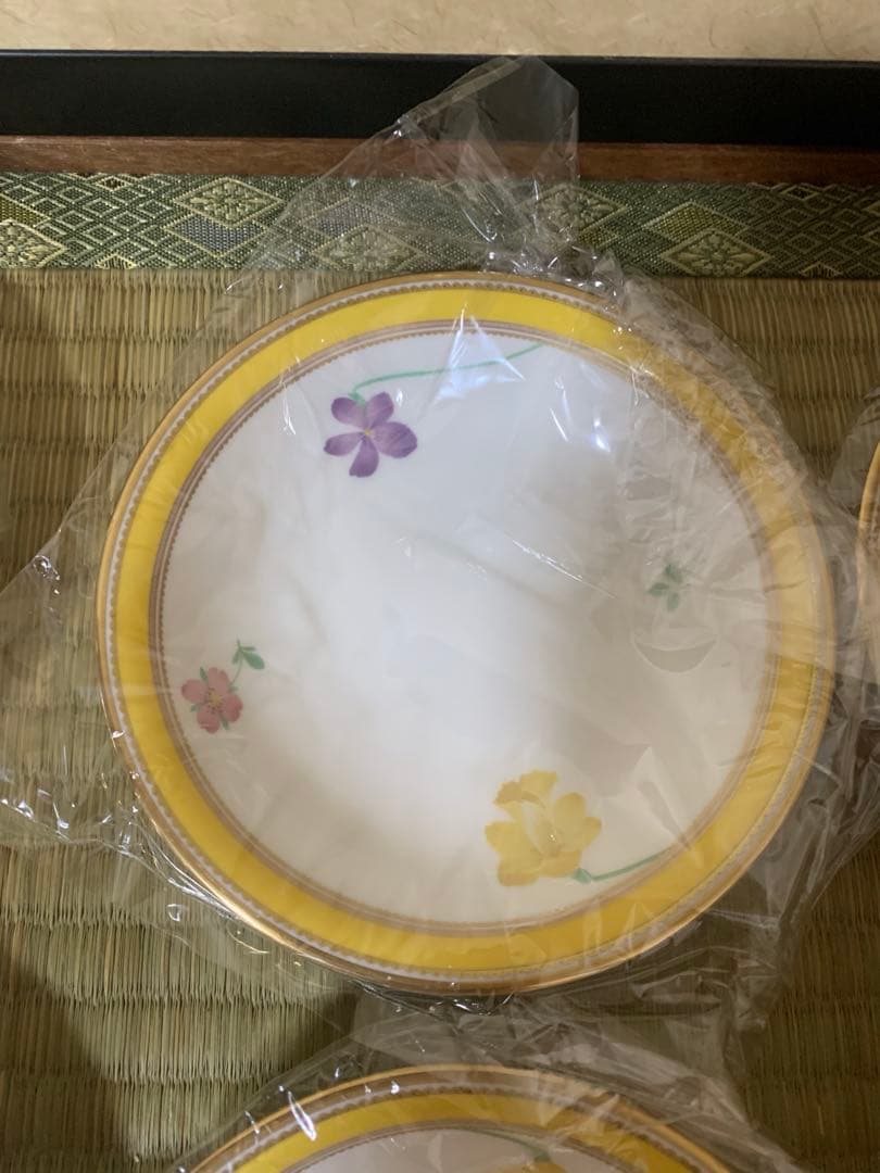 ノリタケ　ヴィヴィットソロボーン　ボウル小１４㎝ 6個