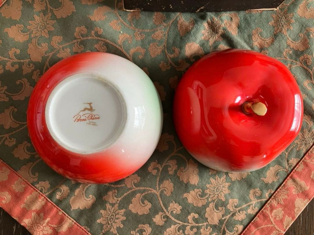 オールドノリタケ 日本陶器會社 1935年 林檎　蓋付小物入れ　希少