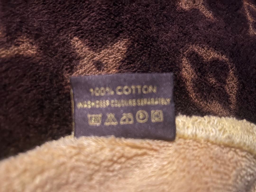 ルイヴィトンモノグラム柄バスタオル