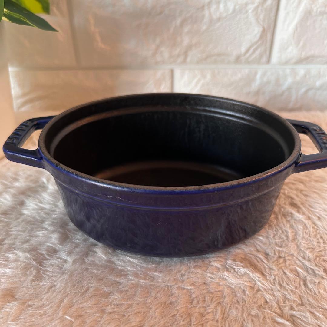 人気色　ストウブ ピコ・ココット オーバル 15cm グランブルー ホーロー 鍋