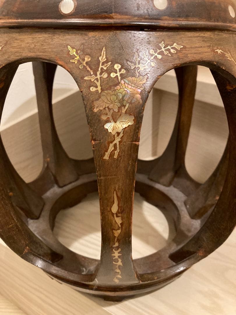 螺鈿象嵌花台　スツール　置台 中国美術　螺鈿細工 丸椅子 腰掛け