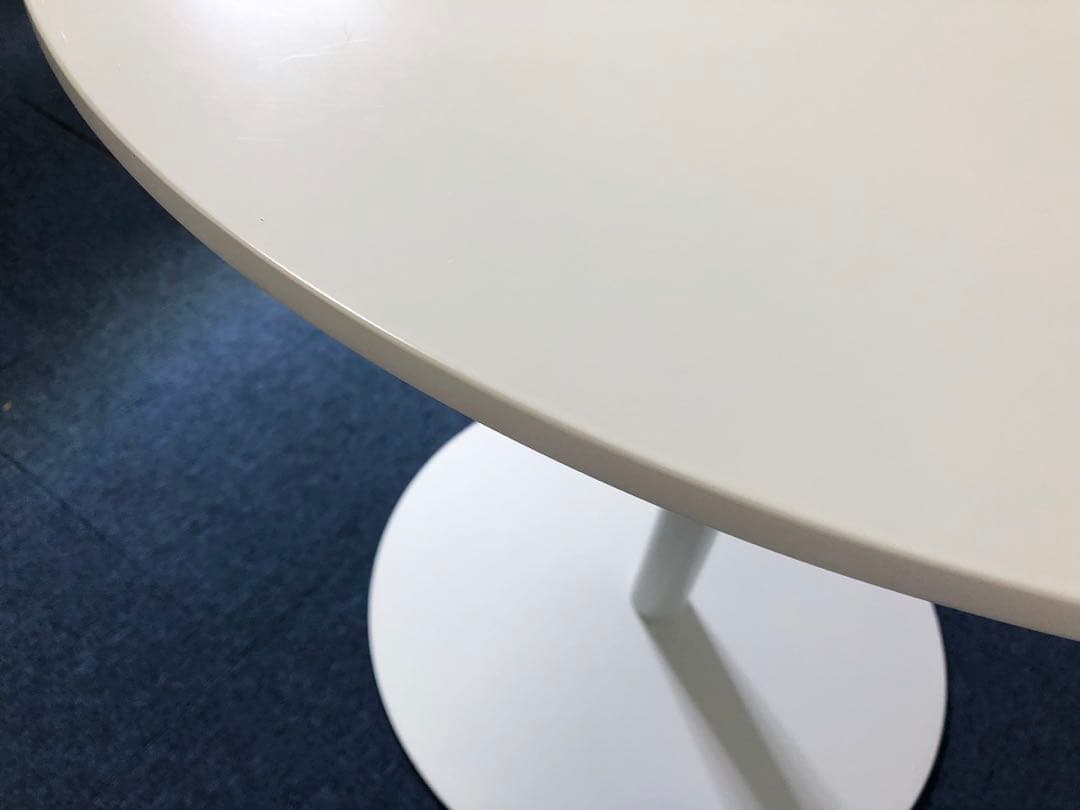 エレガント調丸型ダイニングテーブル Semind 円形テーブル木製カフェテーブル