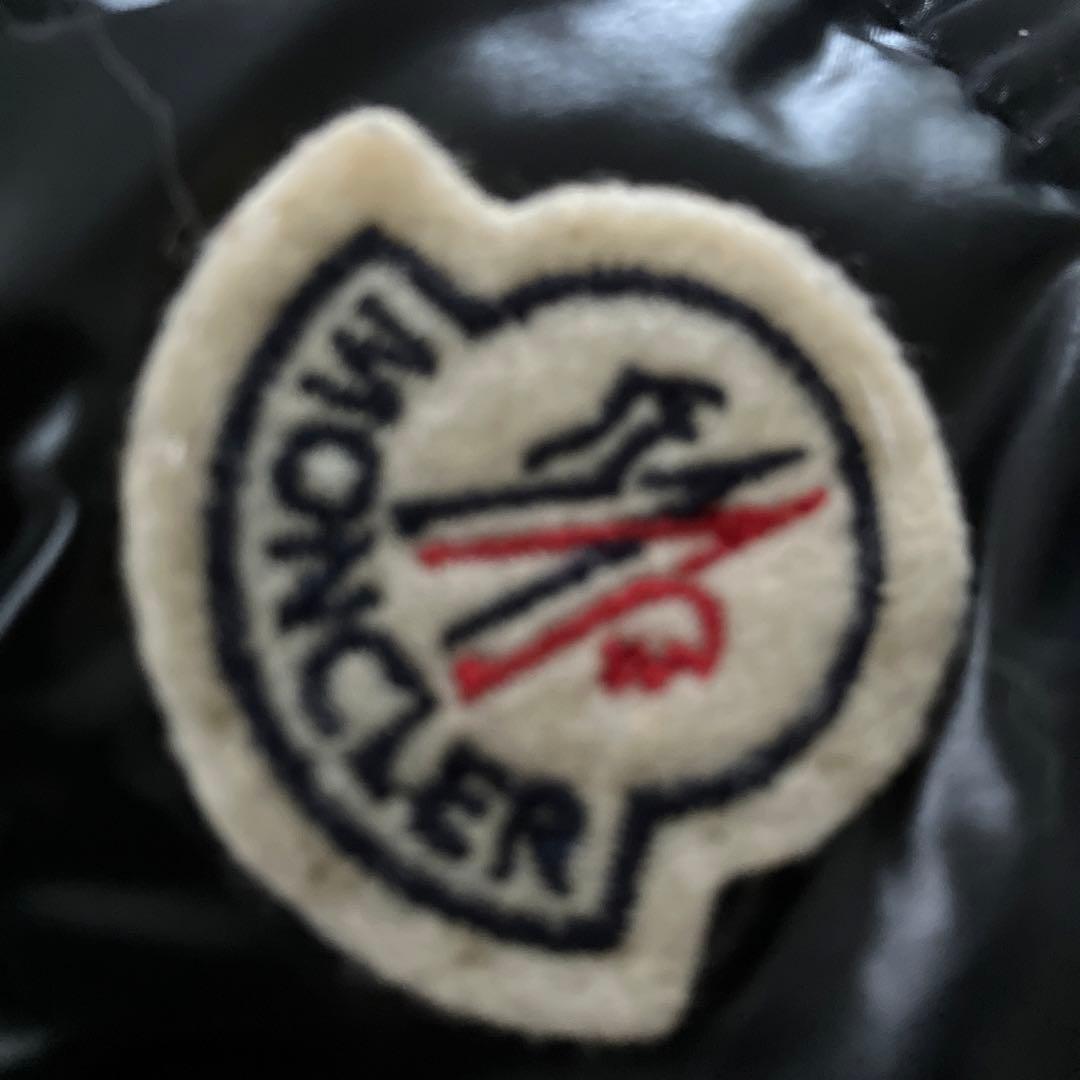 MONCLER リバーシブルダウンベスト
