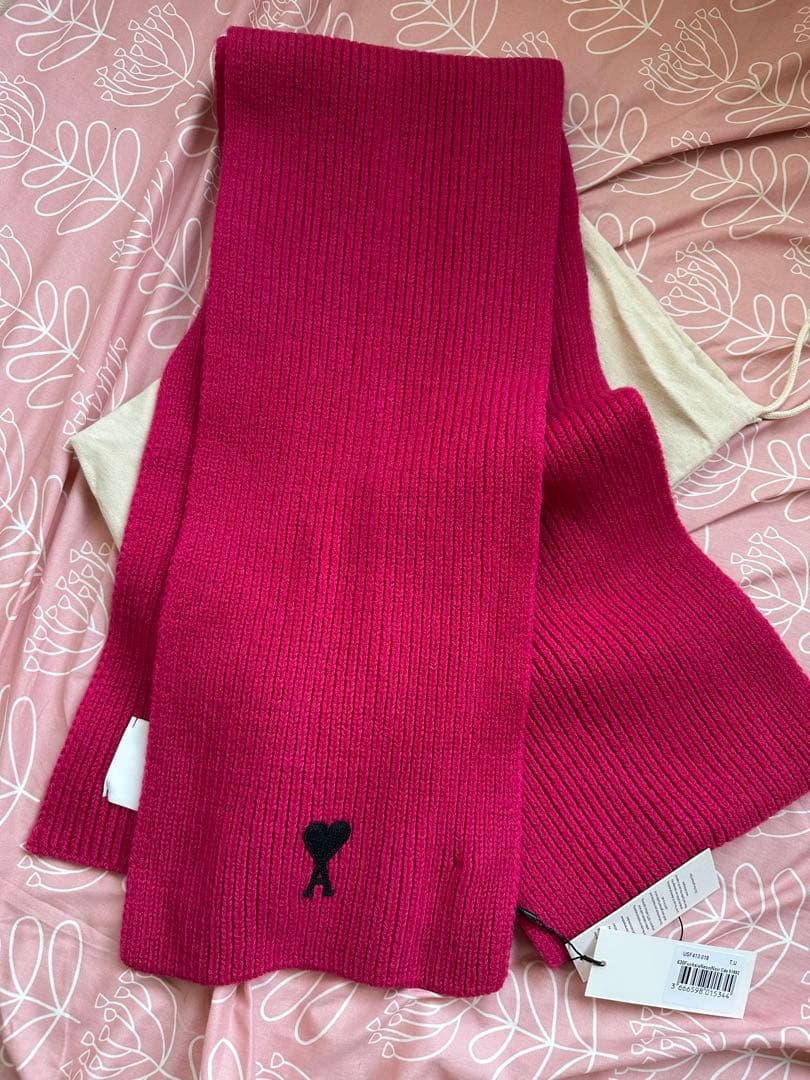 アミパリス　ami paris ピンク ハート刺繍 マフラー 最終価格