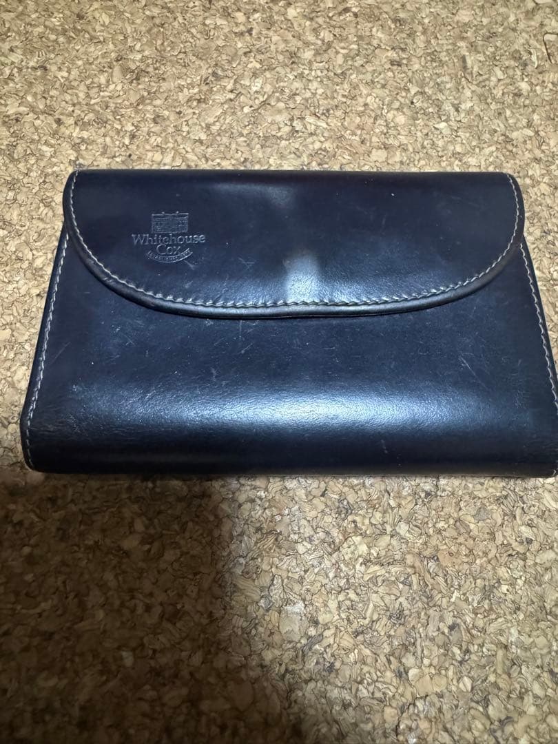 タ*タ様 送料込みWhitehouse Cox三つ折り財布ブラック✖️パープルホ