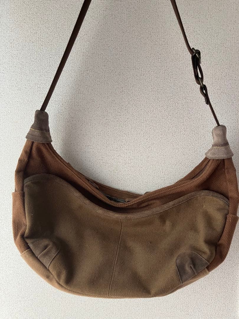 【hiho!】kukuri メッセンジャーバック　yururi