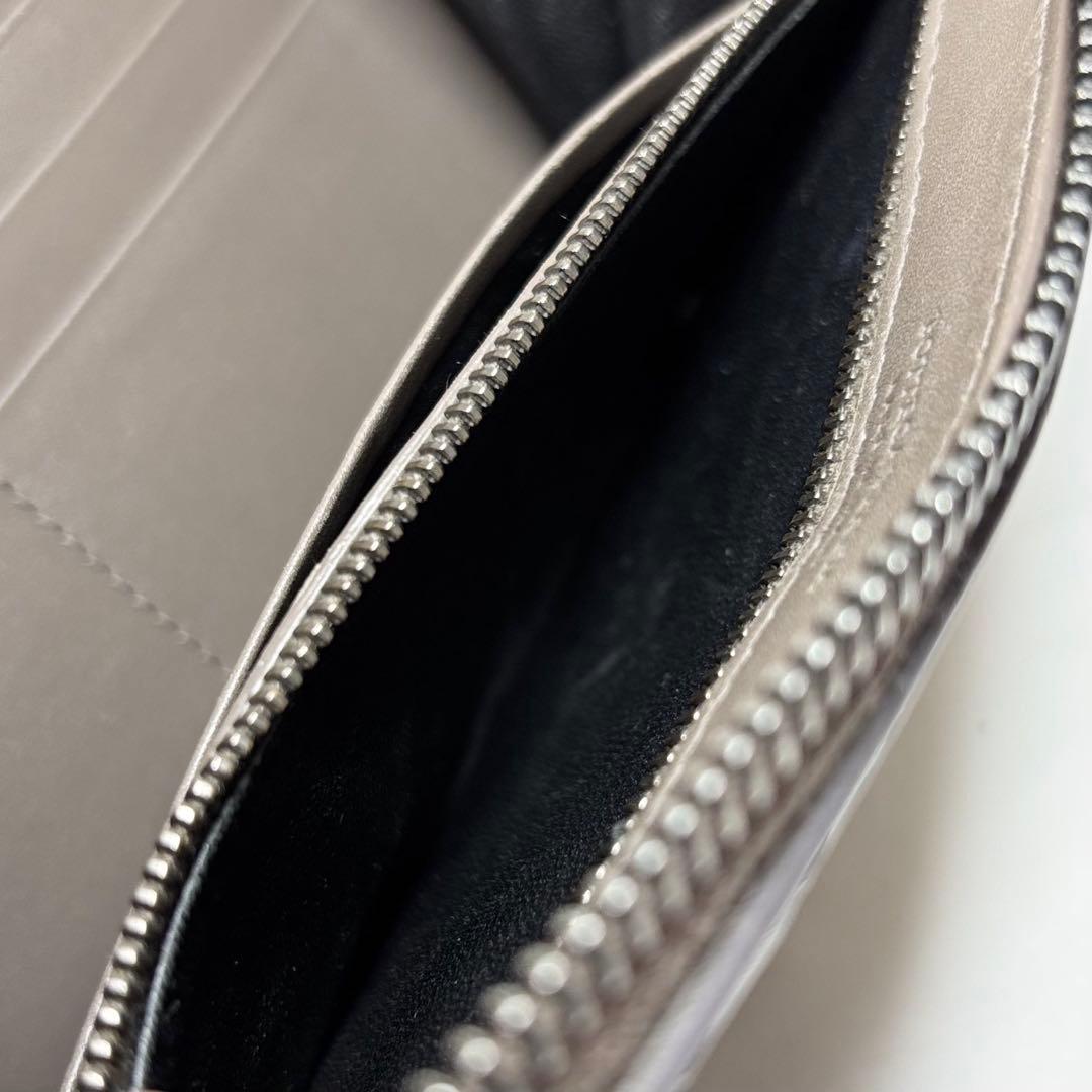 【美品】　ボッテガヴェネタ　長財布　イントレチャート　ラウンドファスナー