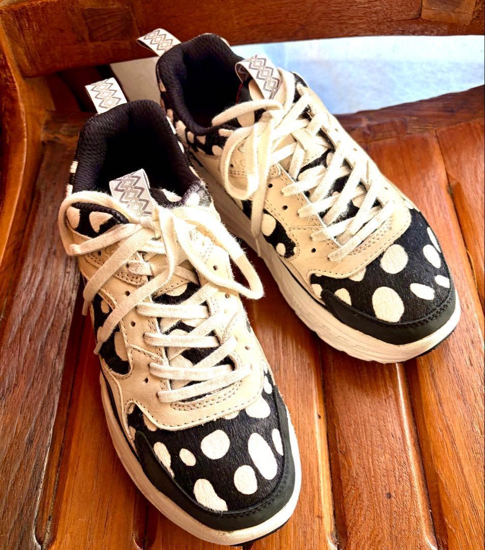 激レア✨③裏ダル✨25厚手～25.5靴下✨UGG✨ダルメシアン✨ロゴ骨型金具なし