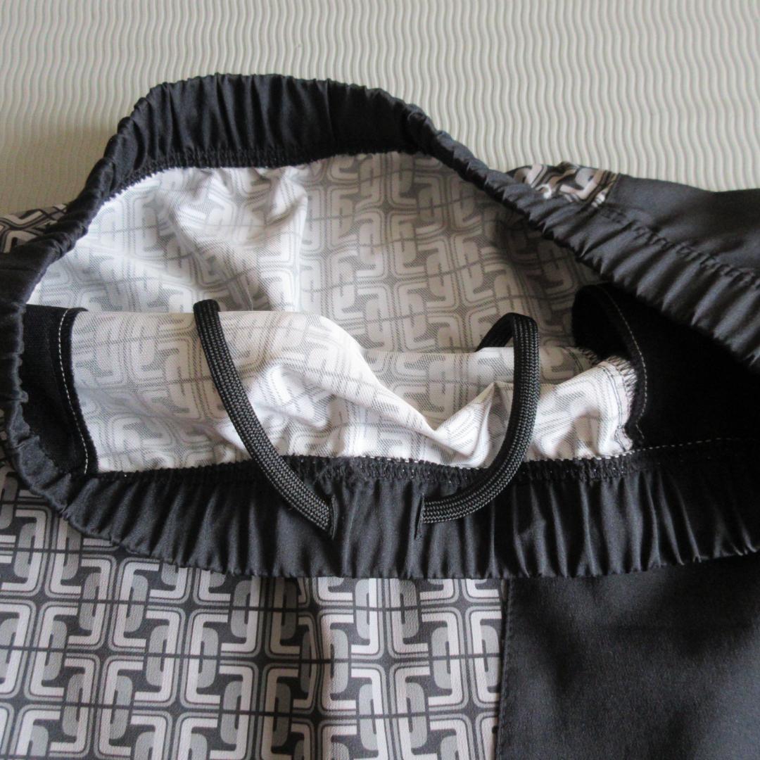 美品　YONEX　ゲームシャツ＆スカート黒　XL　レディース3点セット　完売品