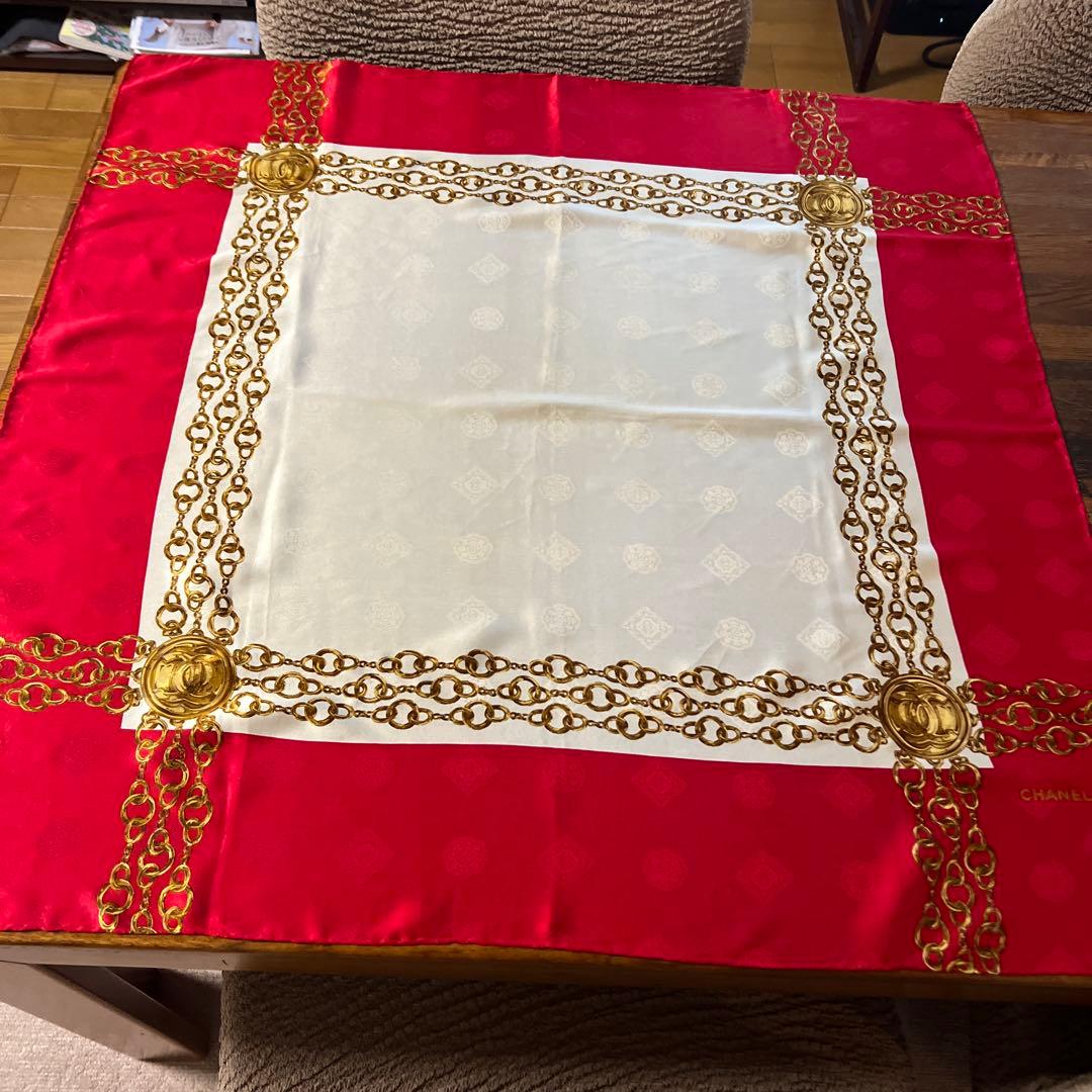 CHANEL シャネル シルク スカーフ 赤 白 金