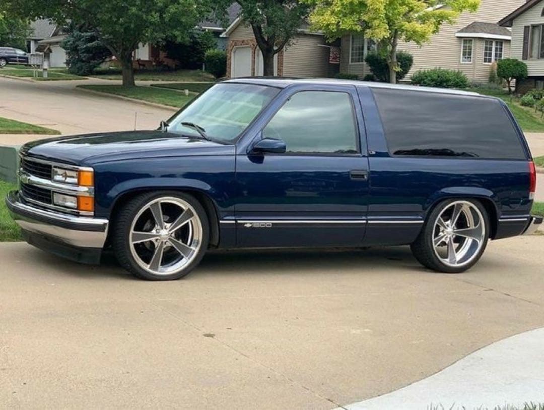 ★新品 シボレー タホ 1997ー99年 ダッシュマット サバーバン c1500