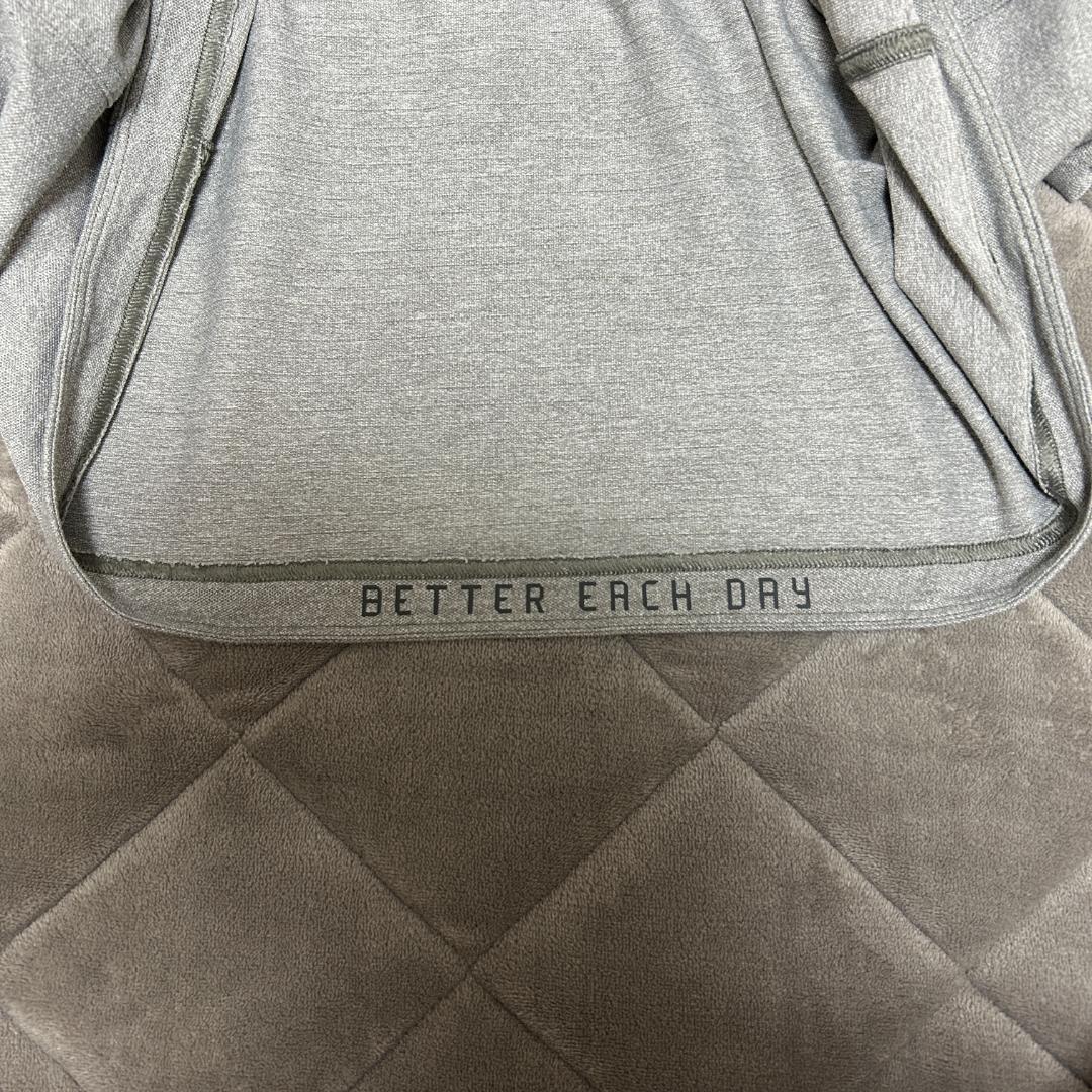 グレー Tシャツ lulu