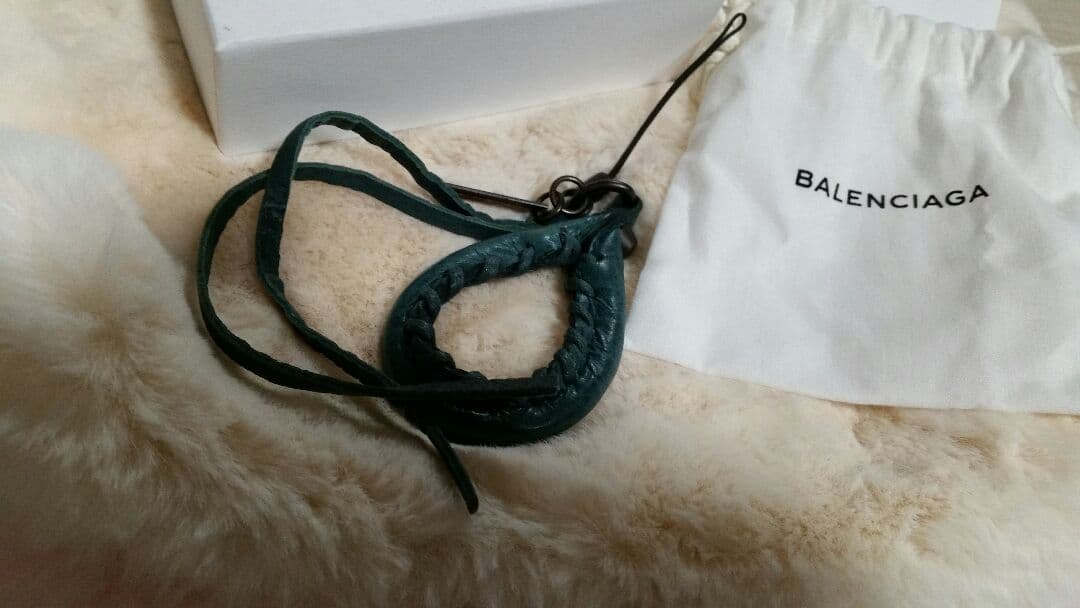 新品 BALENCIAGA バレンシアガ ストラップ