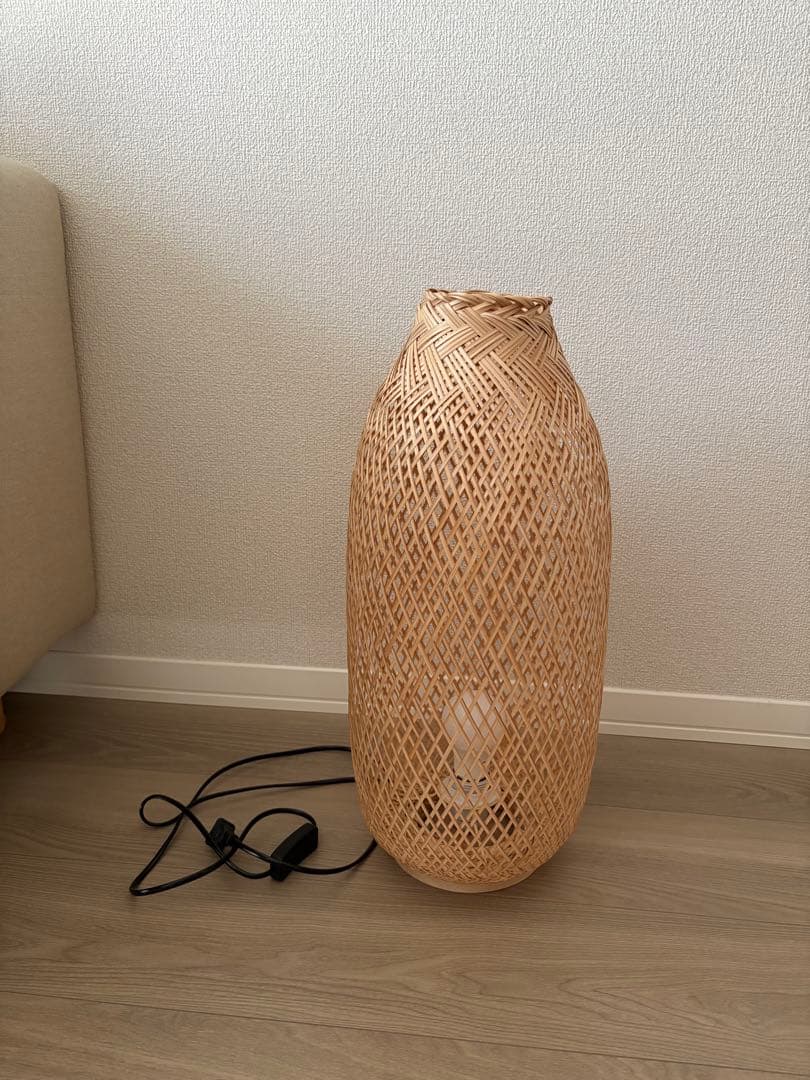 ベトナム購入　ラタン製 フロアスタンド 円筒形
