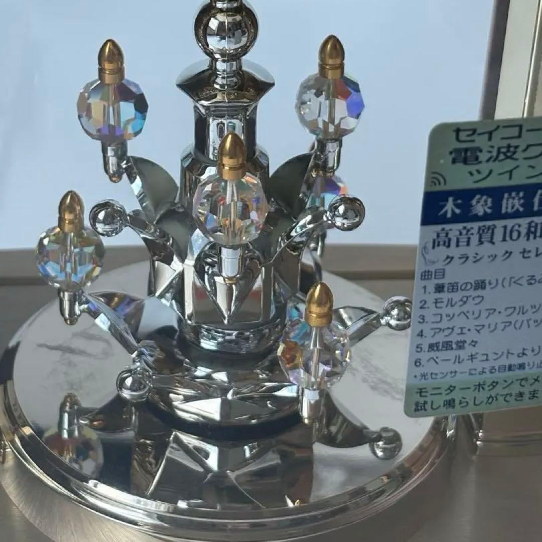 新品未使用　セイコーメロディ置時計エンブレム　木象嵌　電波置き時計　HW528B