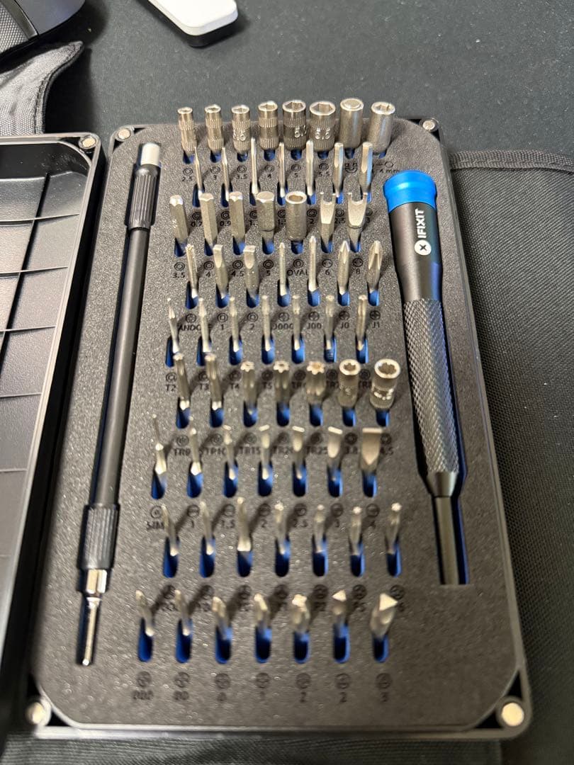 iFixit Pro Tech Toolkit（64ビット）